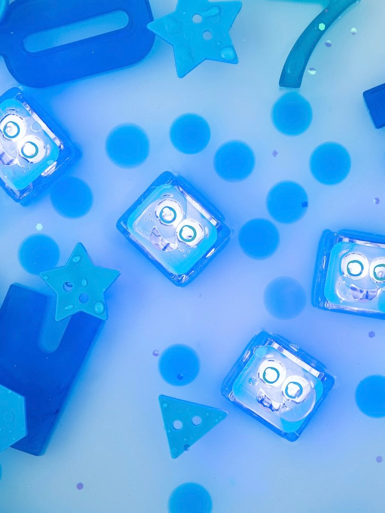 Glo Pals Blair Light Up Cubes