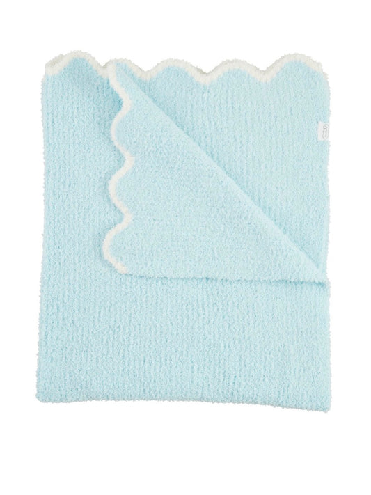 White Trim Scallop Blanket - Blue