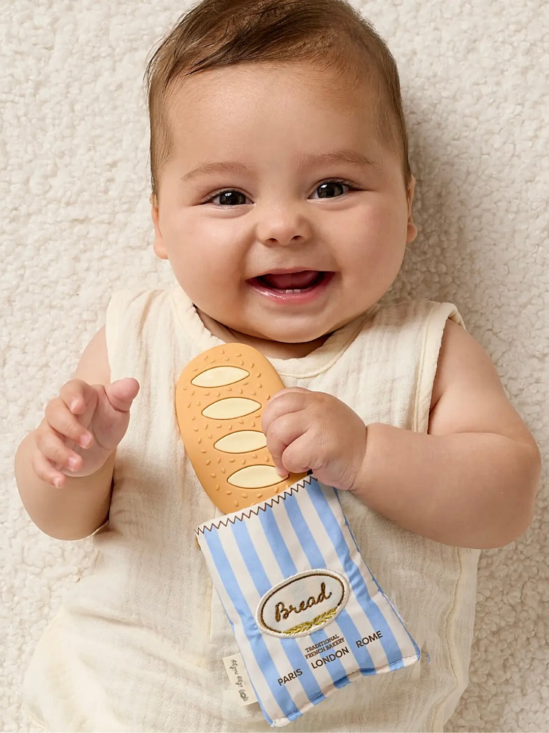 Teensy Crinkle Teether - Baguette