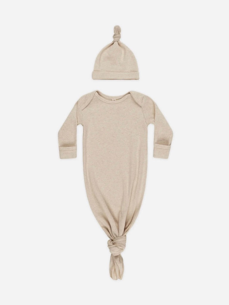 Quincy Essentials Knotted Baby Gown + Hat- Oatmeal